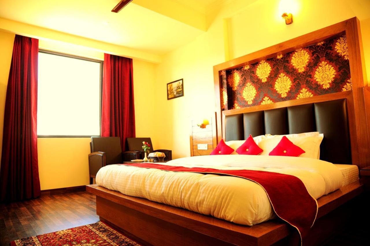 Hotel Grand Sharan Katra  Εξωτερικό φωτογραφία