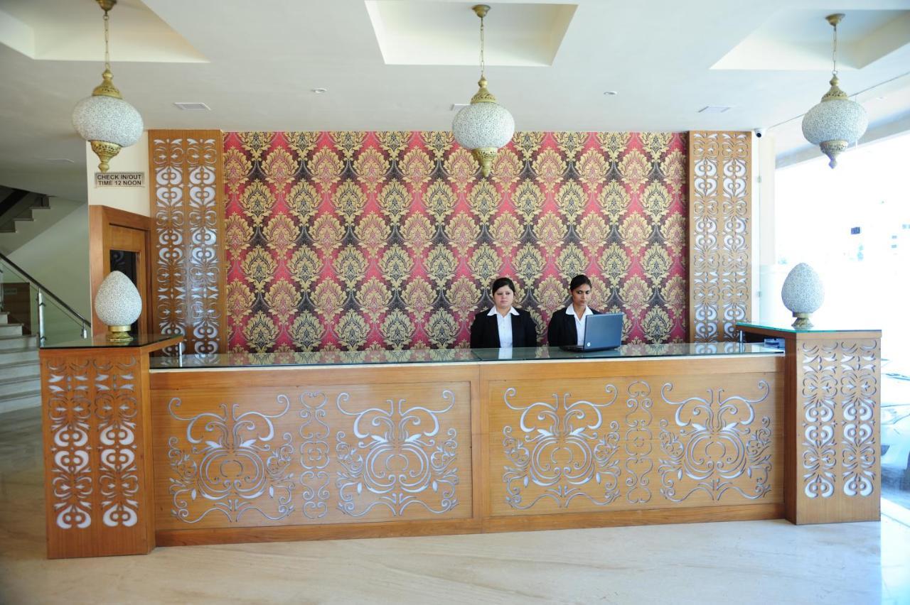 Hotel Grand Sharan Katra  Εξωτερικό φωτογραφία