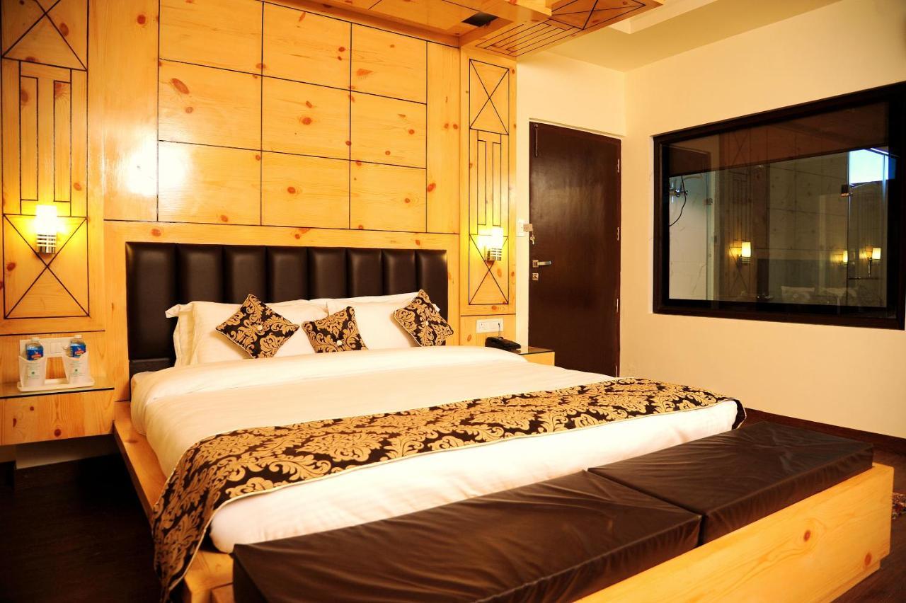 Hotel Grand Sharan Katra  Εξωτερικό φωτογραφία