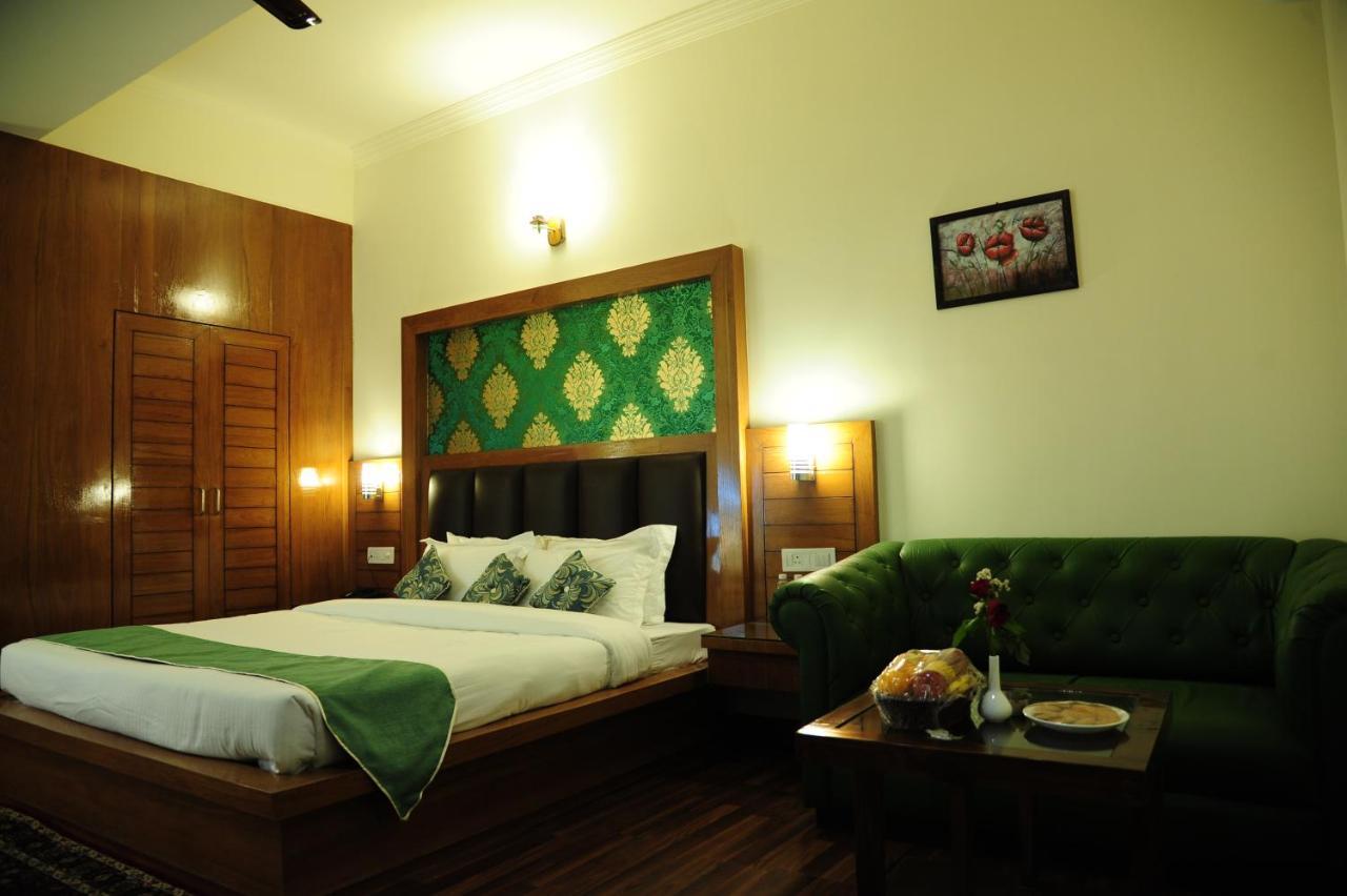 Hotel Grand Sharan Katra  Εξωτερικό φωτογραφία