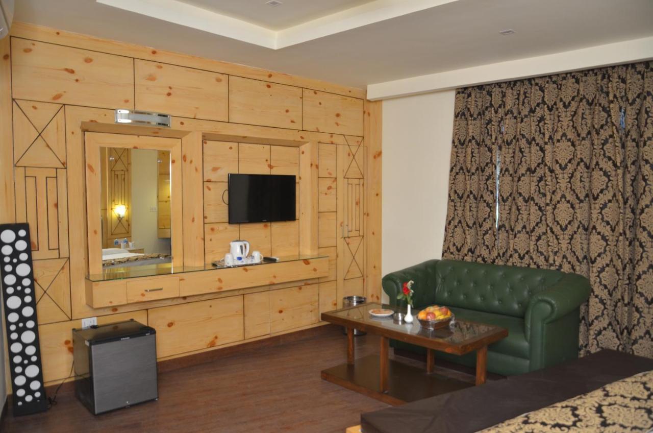 Hotel Grand Sharan Katra  Εξωτερικό φωτογραφία